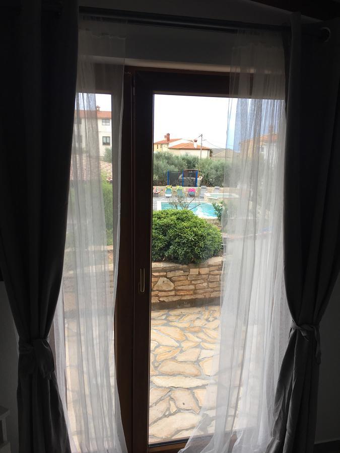 Ližnjan Apartments Ceh מראה חיצוני תמונה